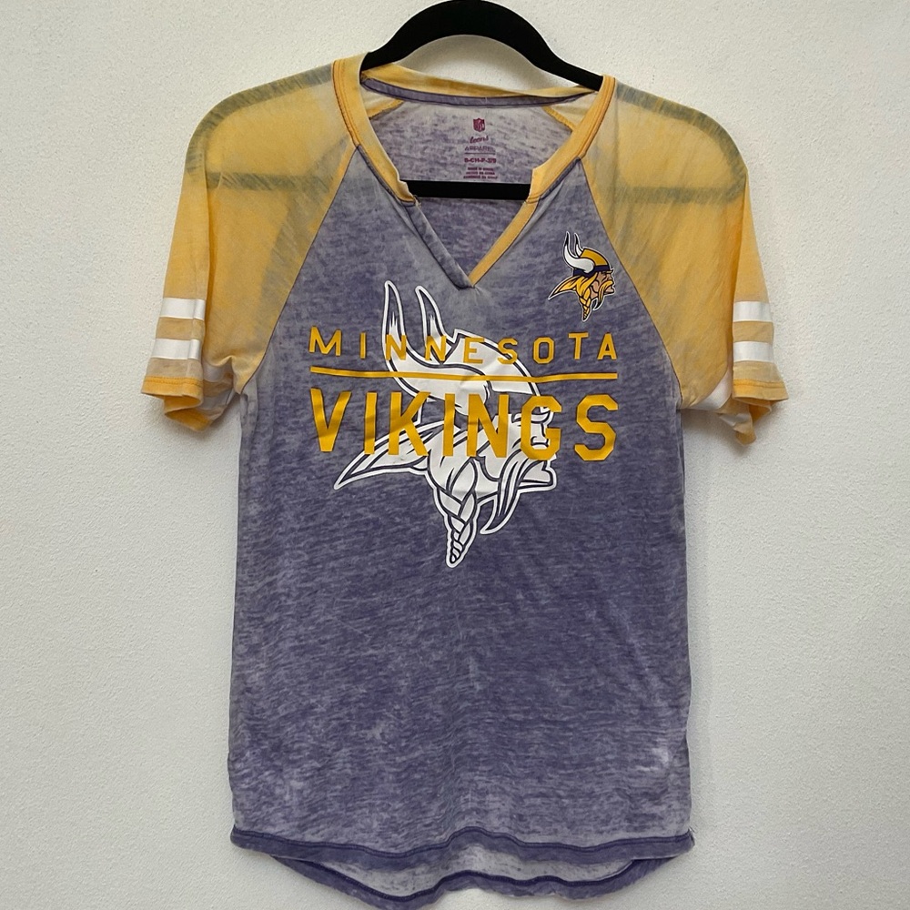 NFL Minnesota Vikings Burnout Gold, Purple Graphic Tee Teen's Size Small